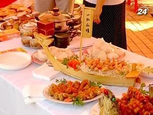 До Дня незалежності влаштували фестиваль національних страв До Дня незалежності влаштували фестиваль національних страв