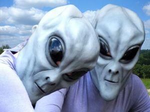 Режисер "Борна" зніме фантастику про війну з інопланетянами Режисер "Борна" зніме фантастику про війну з інопланетянами