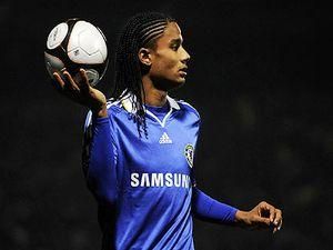 Захисник "Челсі" сподобався "вовкам" Захисник "Челсі" сподобався "вовкам"