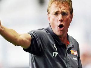 Рангнік продовжує шукати півзахисників Рангнік продовжує шукати півзахисників