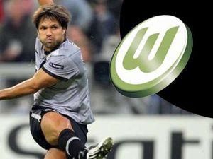 Дієго проходить медогляд у "Вольфсбургу" Дієго проходить медогляд у "Вольфсбургу"