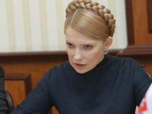 Азаров: у підвищенні цін на газ винна Тимошенко