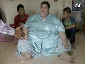 Одну з найважчих жінок світу транспортували до шпиталю Одну з найважчих жінок світу транспортували до шпиталю