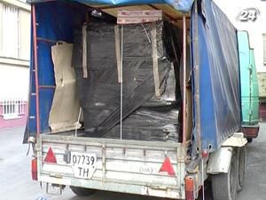 В Україну незаконно ввезли автозапчастин на 1 млн. грн. В Україну незаконно ввезли автозапчастин на 1 млн. грн.