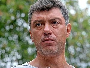 Росія: лідер "Солідарності" сам пікетує спецприймальник, в якому сидить правозахисник Росія: лідер "Солідарності" сам пікетує спецприймальник, в якому сидить правозахисник