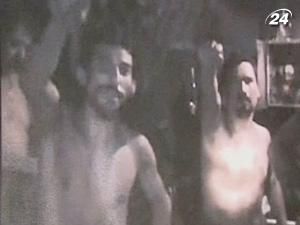 Оприлюднено відео з гірниками, які опинились у пастці на глибині 700 м Оприлюднено відео з гірниками, які опинились у пастці на глибині 700 м