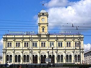 Москва: на вокзалі службова собака знайшла сумку з пістолетами Москва: на вокзалі службова собака знайшла сумку з пістолетами