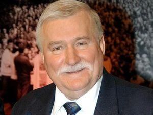 Валенса: Янукович забезпечить демократію в Україні Валенса: Янукович забезпечить демократію в Україні