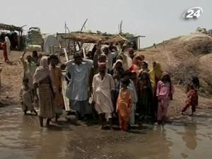 Пакистан знову йде під воду Пакистан знову йде під воду