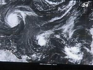 Ураган "Даніель", який загрожував США руйнуваннями, ослаб