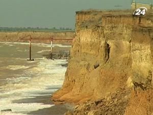 Двоє росіян загинули внаслідок обвалу ґрунту на березі моря Двоє росіян загинули внаслідок обвалу ґрунту на березі моря