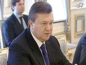 Янукович: обиратися повинні партії з річною реєстрацією Янукович: обиратися повинні партії з річною реєстрацією