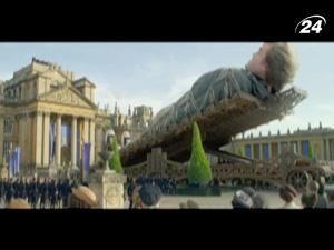 "Пригоди Гуллівера": письменник випадково потрапляє до країни ліліпутів "Пригоди Гуллівера": письменник випадково потрапляє до країни ліліпутів