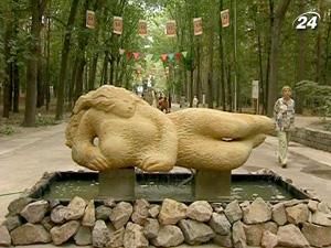 У Черкасах митці намагались оживити камінь У Черкасах митці намагались оживити камінь