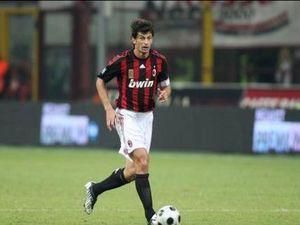 Каха Каладзе переходить в Дженоа Каха Каладзе переходить в Дженоа