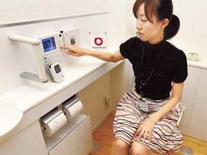 Японці показали світу суперрозумний туалет 