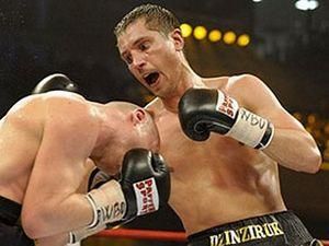 Сергій Дзінзірук може провести бій 6 листопада Сергій Дзінзірук може провести бій 6 листопада