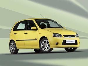 Чотириденний автопробіг Путін здійснює на трьох Ладах і з величезним кортежем Чотириденний автопробіг Путін здійснює на трьох Ладах і з величезним кортежем