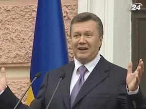 Янукович: Це небо, ці дерева, це повітря Янукович: Це небо, ці дерева, це повітря