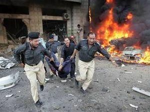 Теракт у Пакистані забрав 25 життів Теракт у Пакистані забрав 25 життів