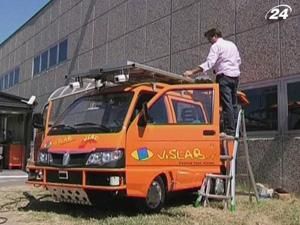 Компанія VisLab розробила безпілотні електрофургони Компанія VisLab розробила безпілотні електрофургони