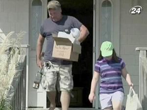 У Пн. Кароліні оголосили евакуацію через наближення урагану У Пн. Кароліні оголосили евакуацію через наближення урагану