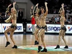 На баскетбольному чемпіонаті світу заборонили виступи танцювальних колективів На баскетбольному чемпіонаті світу заборонили виступи танцювальних колективів