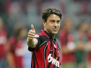 Костакурту бентежить оборона "Мілану" Костакурту бентежить оборона "Мілану"