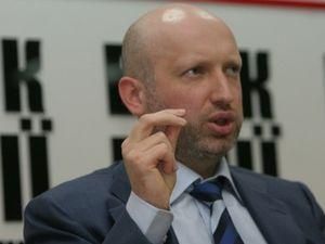 Турчинов: Партію регіонів може зупинити лише БЮТ Турчинов: Партію регіонів може зупинити лише БЮТ