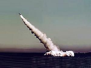 Росія: військові готові провести випробовування міжконтинентальної ракети "Булава" Росія: військові готові провести випробовування міжконтинентальної ракети "Булава"