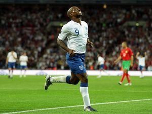 Дефо робить хет-рик та отримує травму Дефо робить хет-рик та отримує травму