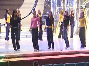 За корону "Міс Україна-2010" боротимуться 26 красунь з усієї України За корону "Міс Україна-2010" боротимуться 26 красунь з усієї України