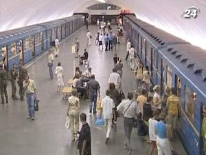 Проїзд у Київському метро подорожчав до 2 грн Проїзд у Київському метро подорожчав до 2 грн