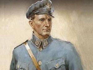 В Івано-Франківську в школи передають портрети національних героїв України В Івано-Франківську в школи передають портрети національних героїв України