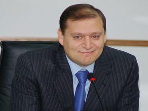 Добкін та Пилипчук балотуються за двома мажоритарними округами до обласної ради Добкін та Пилипчук балотуються за двома мажоритарними округами до обласної ради