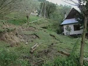 У Польщі повені призвели до зсувів ґрунту У Польщі повені призвели до зсувів ґрунту