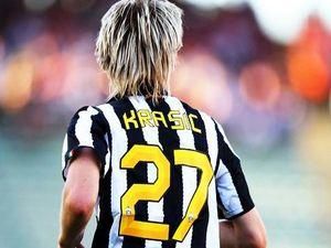 Щоб не пропустити перше тренування "Юве" Красіч винаймав літак Щоб не пропустити перше тренування "Юве" Красіч винаймав літак