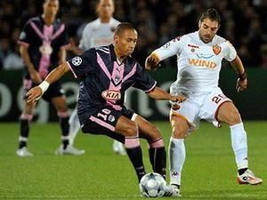 Півзахисник "Роми" Матео Бріггі залишиться у Римі принаймні ще на два роки Півзахисник "Роми" Матео Бріггі залишиться у Римі принаймні ще на два роки