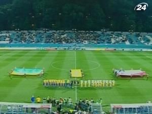 Заблокованим чилійським шахтарям показали зустріч збірних України та Чилі Заблокованим чилійським шахтарям показали зустріч збірних України та Чилі