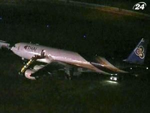 У США літак здійснив екстрену посадку через ймовірність замінування У США літак здійснив екстрену посадку через ймовірність замінування