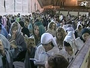 Євреї святкують свій новий рік - Рош Ха-Шана Євреї святкують свій новий рік - Рош Ха-Шана