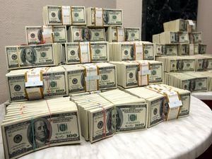 Проти київських чиновників СБУ порушила п'ять кримінальних справ Проти київських чиновників СБУ порушила п'ять кримінальних справ