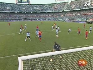 Іспанія вперше з 2000 року пропустила 4 м’ячі Іспанія вперше з 2000 року пропустила 4 м’ячі