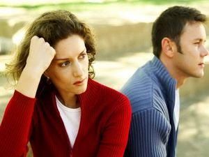 Дослідники назвали 15 ознак того, що шлюбу загрожує розлучення Дослідники назвали 15 ознак того, що шлюбу загрожує розлучення