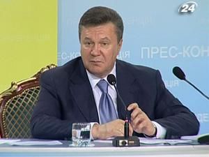 Янукович нагадав керівникам місцевих органів влади про відповідальність Янукович нагадав керівникам місцевих органів влади про відповідальність