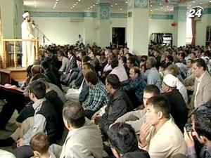 Мусульмани відзначають завершення посту Мусульмани відзначають завершення посту