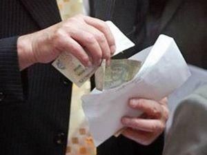 У Дніпропетровській області підполковник податкової міліції попався на хабарі У Дніпропетровській області підполковник податкової міліції попався на хабарі