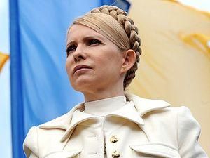 Тимошенко: гроші за повернення газу "РосУкрЕнерго" поділить оточення Януковича Тимошенко: гроші за повернення газу "РосУкрЕнерго" поділить оточення Януковича