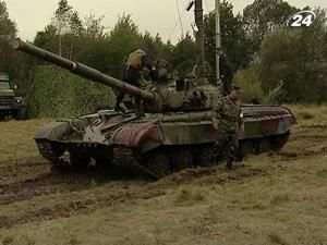 Танки бруду не бояться, а води - тим паче Танки бруду не бояться, а води - тим паче