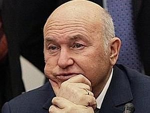 Лужков: конфлікту з Кремлем немає, є різні думки Лужков: конфлікту з Кремлем немає, є різні думки